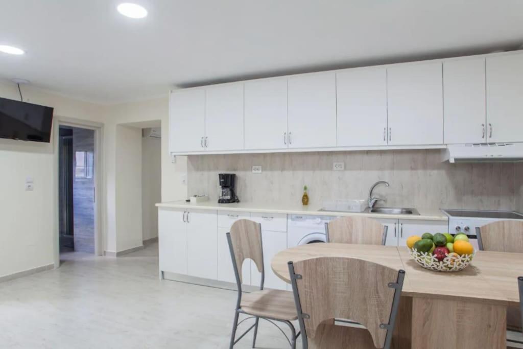 Newly Reconstructed Flat 107Sqm! Apartamento Chania  Exterior foto