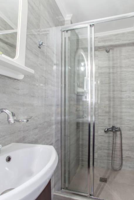 Newly Reconstructed Flat 107Sqm! Apartamento Chania  Exterior foto