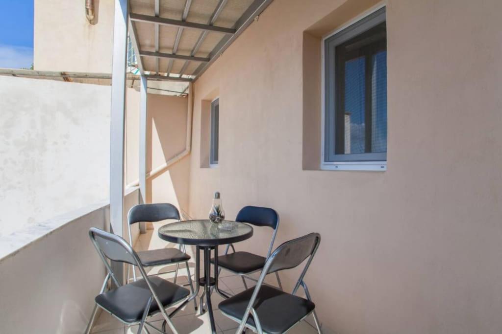 Newly Reconstructed Flat 107Sqm! Apartamento Chania  Exterior foto