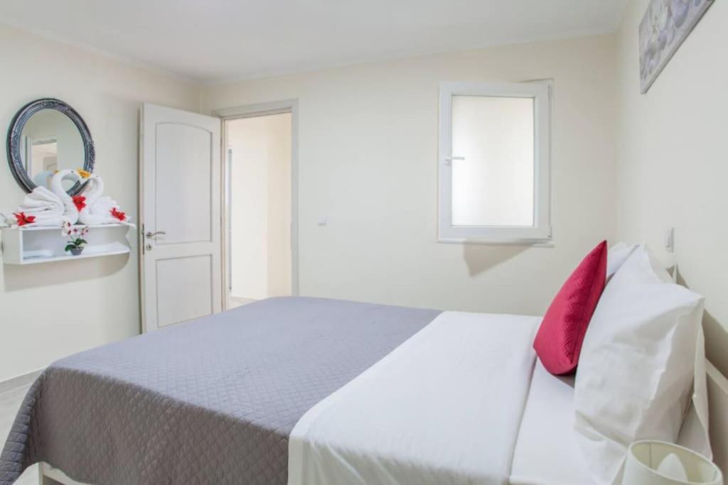 Newly Reconstructed Flat 107Sqm! Apartamento Chania  Exterior foto